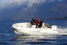 7f681_zqxa6_bateau_a_moteur_neufs_dinard.jpg