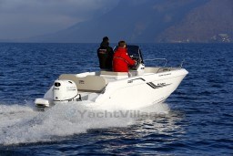 918d6_qyhlq_bateau_a_moteur_hors-bord_yamaha.jpg
