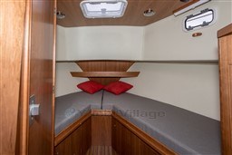 ed771_hu8cc_rhea-marine-850-timonier_17_web.jpg