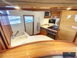 f804e_vybny_couach-1617785230_1617790598_90610_8938e46.jpg