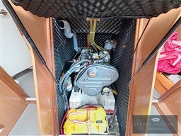 52944_1p0ec_oceanis-40_00019.jpg