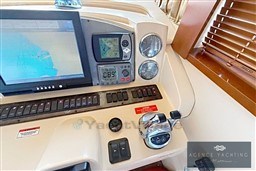 cfc2c_uxpjb_searay-375-sedan-bridge_00007.jpg