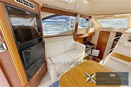 c0797_zevmx_searay-375-sedan-bridge_00005.jpg