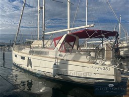 558ff_xdkfk_beneteau-oceanis-35-1-soulie_00001.jpg