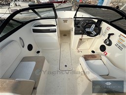 ee989_pfmao_bayliner-vr4-ob_00011.jpg
