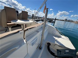 712cc_vh41a_slice-of-life-quicksilver-675-sundeck_00035.jpg