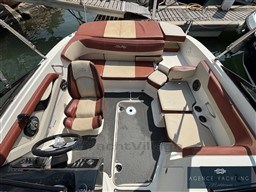 16485_4phzt_sea-ray-190_00012.jpg