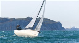 26ac9_knfuk_first18-se-sailing-exp4.jpg