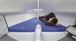 d7658_cr7de_first18-se-onboard2.jpg