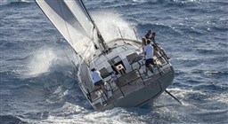 05179_4bzae_first44-cruising-ext3.jpg