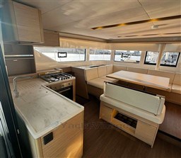 390e4_m2y7n_5.jpg