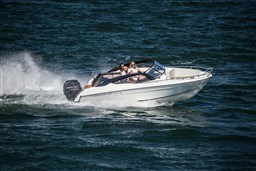 9306a_863d6_attachment_photo_boat_57413_id_578832_hd.jpg