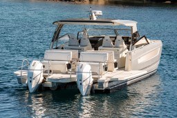 337f9_xy54w_2309_yot36_cadaques_064.jpg