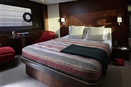4d114_cffyr_82-my4.jpg