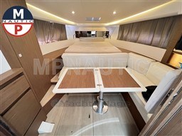 xBWmf_jeanneau_leader_36_25_.jpg