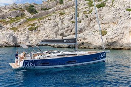 18b77_ybclh_dufour_530_1.jpg
