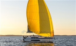 4cca2_1beat_6-dufour-37-luxury-sailboat-for-sale-dufour-yachts.jpg