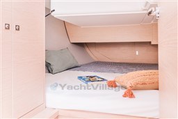 3352d_smwie_19-dufour-37-luxury-sailboat-for-sale-dufour-yachts.jpg