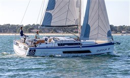 06d53_0qaft_2-dufour-37-luxury-sailboat-for-sale-dufour-yachts.jpg