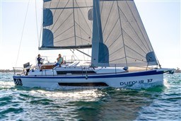 302a6_vnmp6_dufour-37-luxury-sailboat-for-sale-dufour-yachts-1-min.jpg