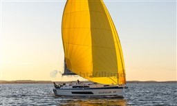 899fa_1beat_6-dufour-37-luxury-sailboat-for-sale-dufour-yachts.jpg