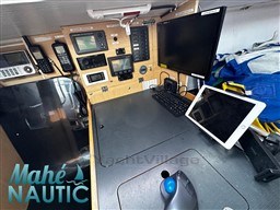 78b96_wht2u_mahe_nautic_77789.jpg