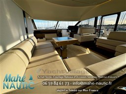 04507_3c5a6_bateau_prestige-yachts-520-fly_9589393.jpg