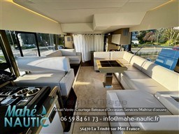 d4cd5_e61b5_bateau_prestige-yachts-520-fly_9589396.jpg
