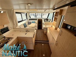 9296b_awyol_mahe_nautic_77797_1_.jpg