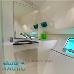 16ab6_zkw8a_mahe_nautic_77787.jpg