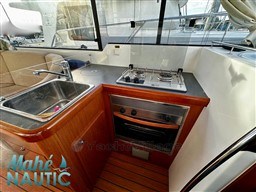 6171e_ywegy_mahe_nautic_77802.jpg