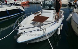 7568c_12_94045.jpg