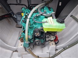 0e07d_mt9gs_nautitech_40_open_48_.jpg