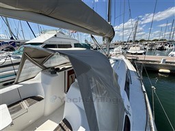 dc357_htasz_hanse_320_-_voilier_occasion_-_port_camargue_46_.jpg