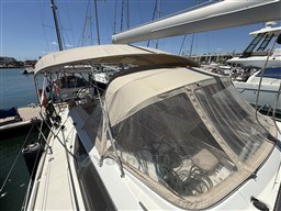 723a7_qjnpv_jeanneau_yacht_53_la_grande_motteimg_7184.jpg