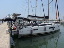 fb106_pywmb_sun_odyssey_410_la_grande_motteimg_7563.jpg