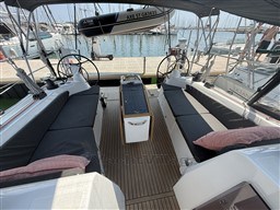 c2142_dabcs_sun_odyssey_410_la_grande_motteimg_7570.jpg