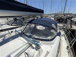 340f9_z2bhw_beneteau_oceanis_423_la_grande_motteimg_6455.jpg