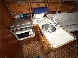 decb5_chbaz_jeanneau_sun_light_30_la_grande_motteimg_6760.jpg