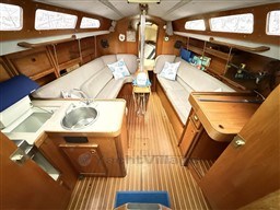 972c8_4vptf_jeanneau_sun_light_30_la_grande_motteimg_6759.jpg