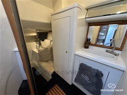 db3c9_axsgy_27_cranchi_endurance_39_privilege_yacht.jpg