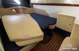 a0f05_ldgkf_9_cranchi_endurance_41_privilege_yacht.jpg
