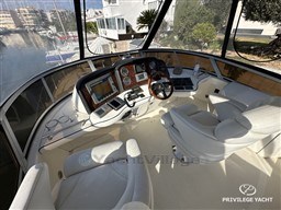 61c0f_nzukk_7_sea_ray_544_sedan_privilege_yacht.jpg