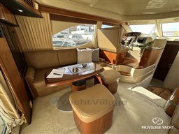 56450_jpaju_11_sea_ray_544_sedan_privilege_yacht.jpg