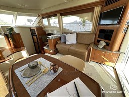 05142_vwdat_13_sea_ray_544_sedan_privilege_yacht.jpg
