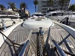 858e5_dwzot_13_princess_v70_290_privilege_yacht.jpg