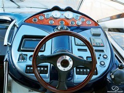 abf3d_fc8br_6-atlantis-47-privilege-yacht.jpg