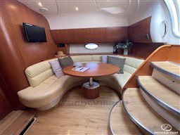 8a684_bxsbl_9-atlantis_425-sc-privilege-yacht.jpg