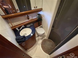 a2abd_5asas_19-atlantis_425-sc-privilege-yacht.jpg