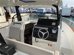 83e08_243_612_5.jpg